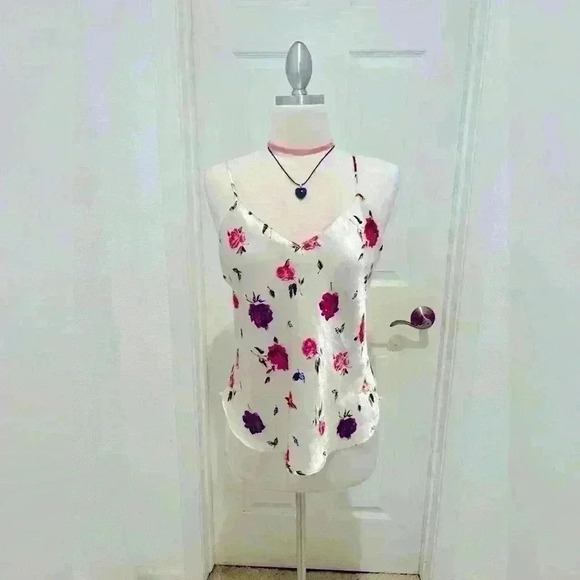 Tryse Tops - TRYSE Camisole Red Roses on Satin Cream; size 2xL